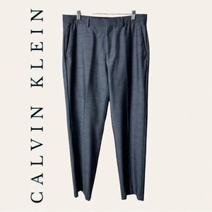 Men’s CALVIN KLEIN‎ DRESS PANTS SIZE 32X32 GRAY IN COLOR STRAIGHT LEG